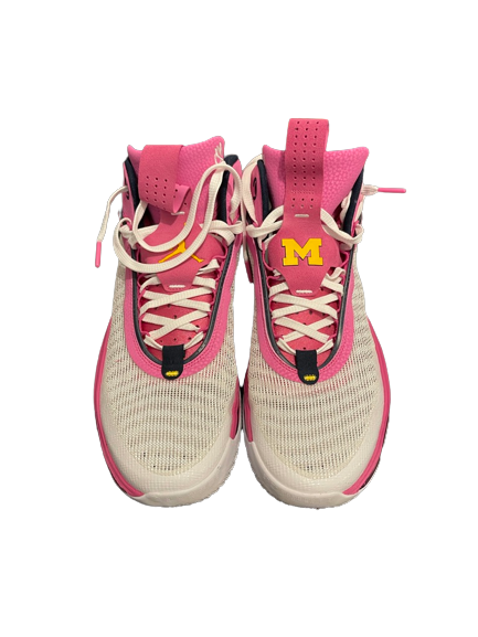 Michigan basketball shop pink jordans
