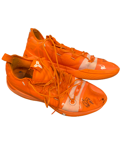 Kofi Cockburn Illinois Basketball SIGNED Game Worn Shoes (Size 15) - Photo Matched