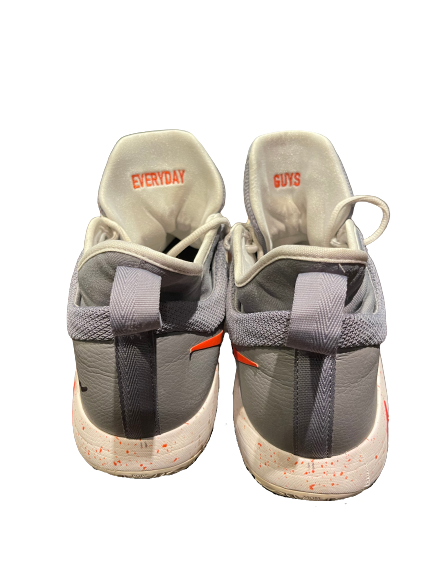 Ayo Dosunmu Illinois Basketball SIGNED Game Worn Shoes (Size 14)