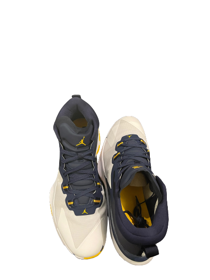 Isaiah Livers Michigan Basketball PLAYER EXCLUSIVE Zion Williamson Shoes NEW IN SIGNED BOX (Size 15)