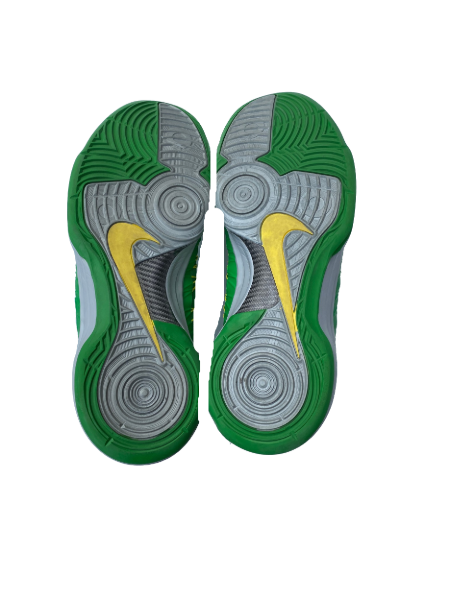 E.J. Singler Signed Oregon Nike Hyperdunk Player-Exclusive Sneakers (Size 12)