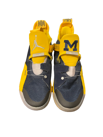 Air jordan store 33 yellow