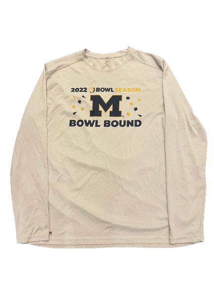 A.J. Henning Michigan Football Team Issued "2022 BOWL BOUND" Long Sleeve Shirt (Size L)
