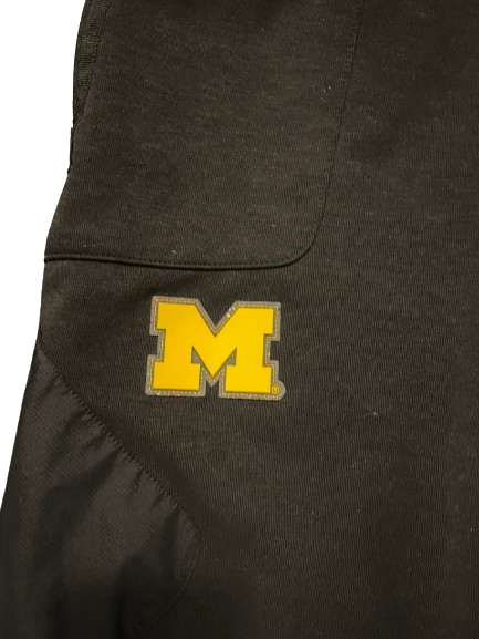 A.J. Henning Michigan Football Player Exclusive Premium BLACK Travel Sweatpants with Raised "M" (Size L)