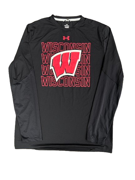 Joslyn Boyer Wisconsin Volleyball Team Issued Long Sleeve Workout Shirt (Size M)