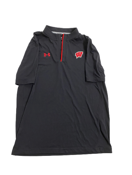 Amaun Williams Wisconsin Football Player-Exclusive Short Sleeve Quarter-Zip Pullover (Size M)
