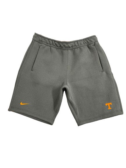 Davonte Gaines Tennessee Basketball Player-Exclusive Sweatshorts (Size L)