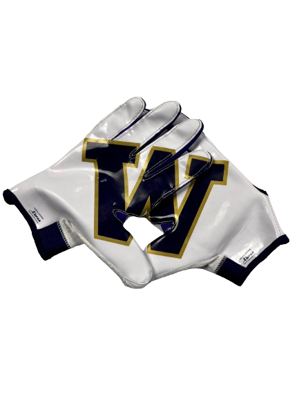 Gloves Towels The Players Trunk