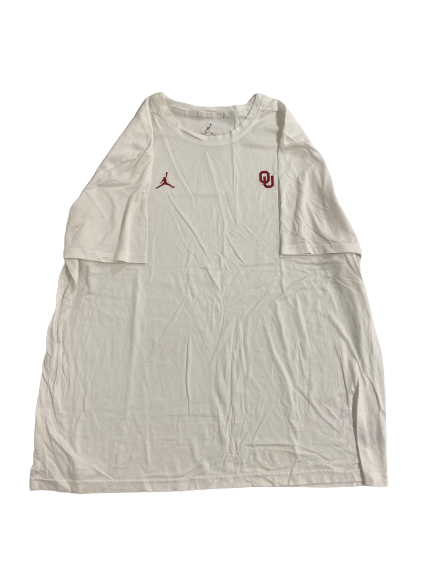 Brady Manek Oklahoma Basketball Team-Issued T-Shirt (Size XXL)