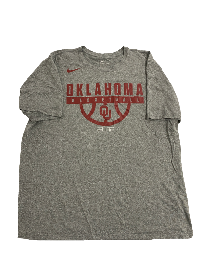 Brady Manek Oklahoma Basketball Team-Issued T-Shirt (Size XXLT)