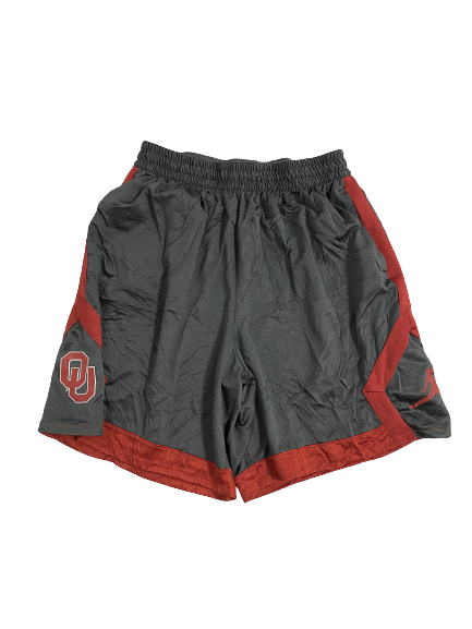 Brady Manek Oklahoma Basketball Team-Issued Shorts (Size XXL)