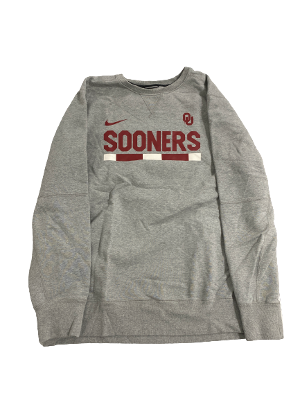 Brady Manek Oklahoma Basketball Team-Issued Crewneck Sweatshirt (Size XXL)