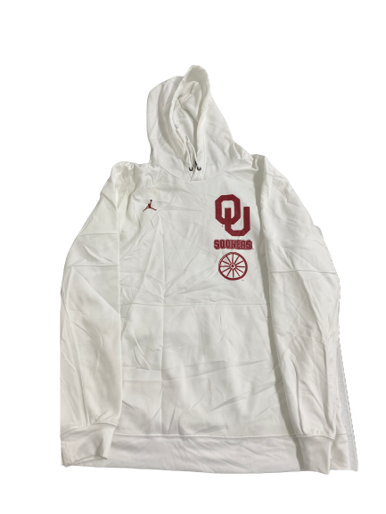 Brady Manek Oklahoma Basketball Team-Issued Sweatshirt (Size XXLT)