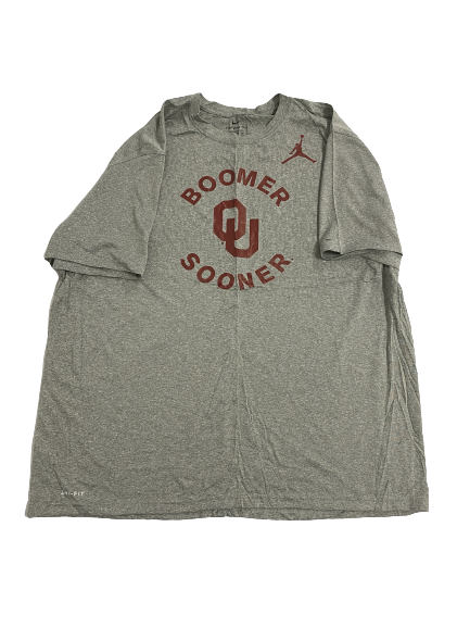 Brady Manek Oklahoma Basketball Team-Issued BOOMER SOONER T-Shirt (Size XXL)