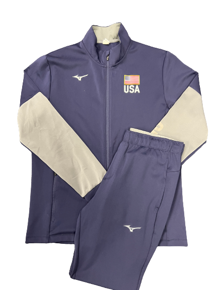 Tori Dilfer Team USA Volleyball Player Exclusive Sweatsuit - Jacket & Sweatpants (Size M)