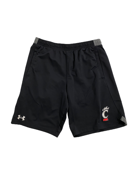 Rob Phinisee Cincinnati Basketball Team-Issued Shorts (Size L)