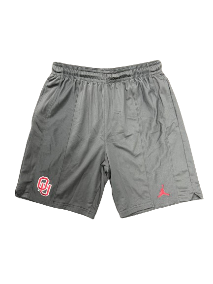 Patrick Cromer Oklahoma Football Team Issued Workout Shorts (Size M)