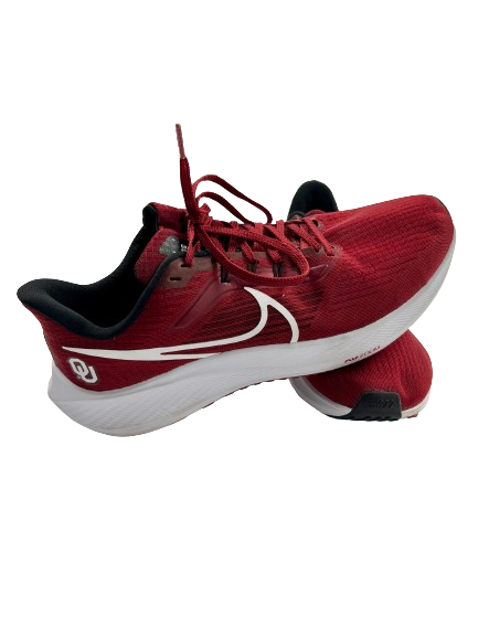 Patrick Cromer Oklahoma Football Team Issued Nike Pegasus 39 Shoes (Size 9.5)