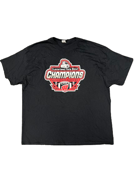 Braelon Allen Wisconsin Football Team Issued "2022 Guaranteed Rate Bowl Champions" Official On-Field T Shirt (Size XXL)