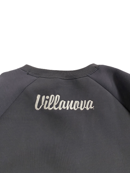 Jahvon Quinerly Villanova Basketball Player Exclusive Crewneck Sweatshirt with "VILLANOVA" on Back (Size L)
