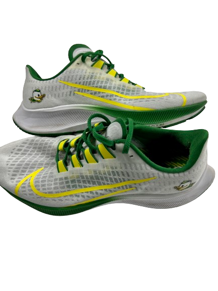 Jaz Shelley Oregon Basketball Team Issued "Pegasus 37" Shoes (Size Men&