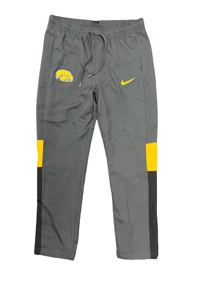 Gabbie Marshall Iowa Basketball Team Issued Lightweight Sweatpants (Size M)