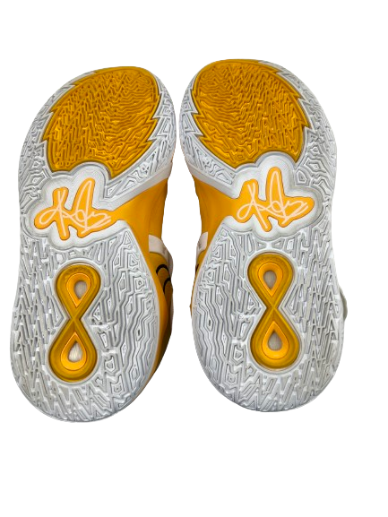 Gabbie Marshall Iowa Basketball Team Issued SIGNED GAME WORN Shoes (Size 9.5)