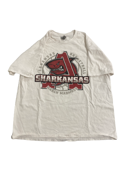 Kamani Johnson Arkansas Basketball Player-Exclusive March Madmuss T-Shirt (Size XL)