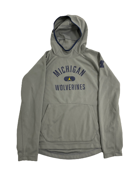 Emily Kiser Michigan Basketball Team-Issued Travel Sweatshirt (Size XLT)