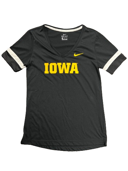Gabbie Marshall Iowa Basketball Team Issued V NECK T-Shirt (Size WOMEN&