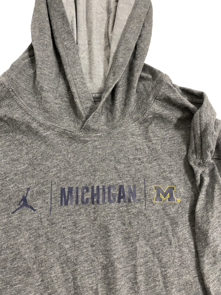 Emily Kiser Michigan Basketball Team-Issued Pre-Game Warm-Up Short Sleeve Hoodie (Size L)