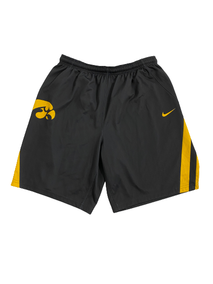 Connor McCaffery Iowa Basketball Player-Exclusive Practice Shorts (Size XL)