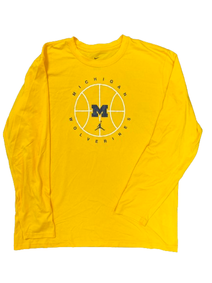 Tray Jackson Michigan Basketball Team Issued Long Sleeve Shirt (Size XL)