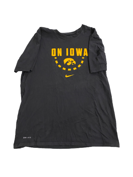 Austin Ash Iowa Basketball Team-Issued T-Shirt (Size L)