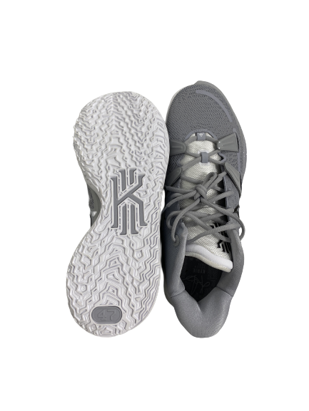 CJ Fredrick Kentucky Basketball Team-Issued Kyrie Irving Shoes (Size 12.5)