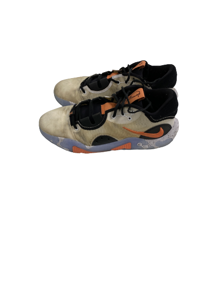 CJ Fredrick Kentucky Basketball Team-Issued Paul George Shoes (Size 12)