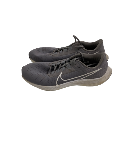 CJ Fredrick Kentucky Basketball Team-Issued Nike Running Shoes (Size 12.5)