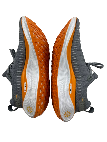Doneiko Slaughter Tennessee Football Team Issued NIKE REACT Shoes (Size 10) *NEW*