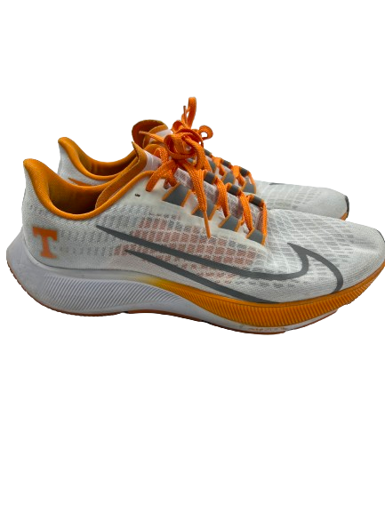 Doneiko Slaughter Tennessee Football Team Issued NIKE ZOOM PEGASUS 37 Shoes (Size 10)