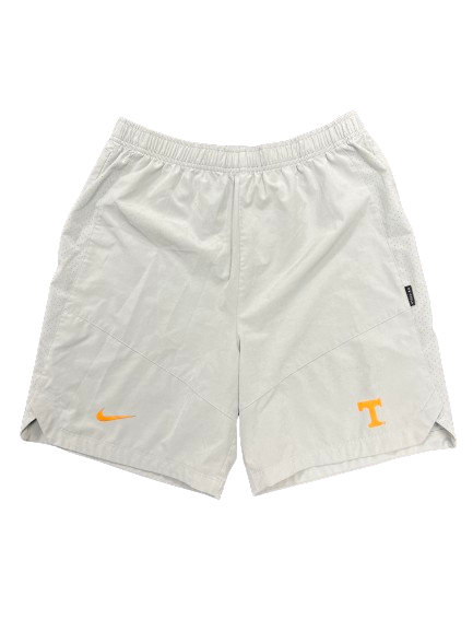 Doneiko Slaughter Tennessee Football Team Issued Workout Shorts (Size M)