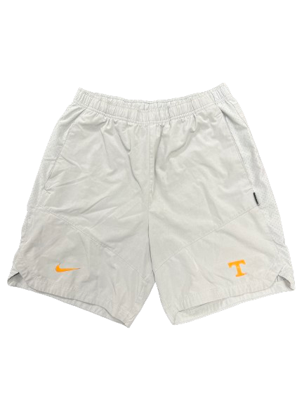 Doneiko Slaughter Tennessee Football Team Issued Workout Shorts (Size M)