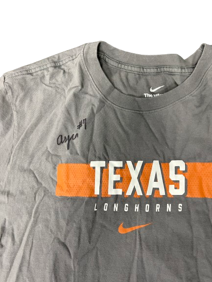 Asjia O’Neal Texas Volleyball Team Issued SIGNED T-Shirt (Size L)