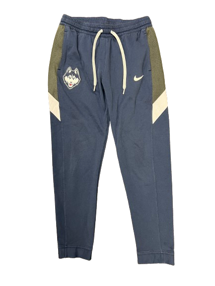 Matt Garry UConn Basketball Team Issued Sweatpants (Size XL)
