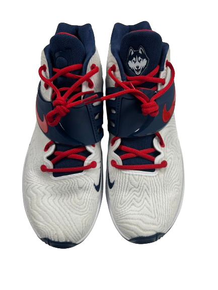 Matt Garry UConn Basketball Player Exclusive "KD14" Shoes (Size 13) - NEW