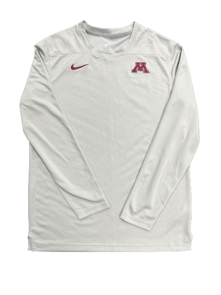 Kylie Murr Minnesota Volleyball Team Issued Long Sleeve Shirt (Size L)