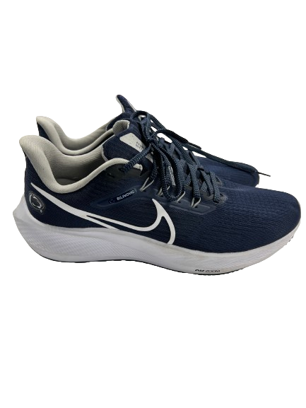Maddy Bilinovic Penn State Volleyball Team Issued "PEGASUS 39" Shoes (Size 8)