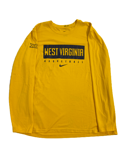 Sean McNeil West Virginia Basketball Team-Issued Long Sleeve (Size XL)