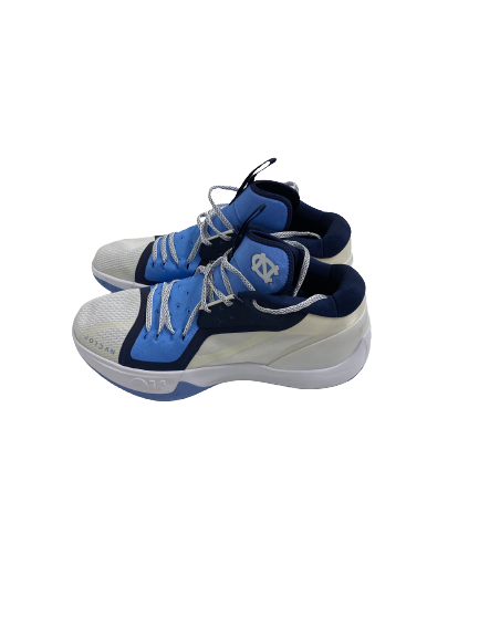 Leaky Black North Carolina Basketball Player-Exclusive Shoes (Size 13)