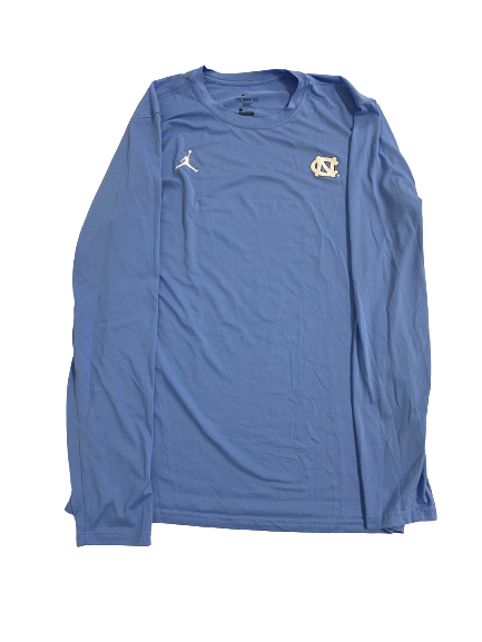 Leaky Black North Carolina Basketball Team-Issued Long Sleeve Shirt (Size LT)
