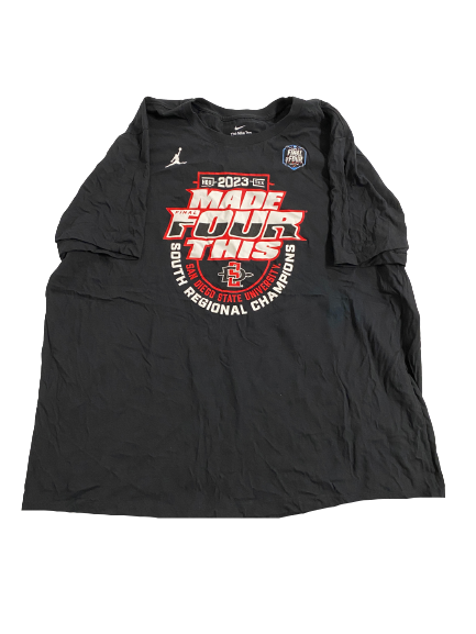 Nathan Mensah San Diego State Basketball Team-Issued 2023 Final Four T-Shirt (Size 3XL)
